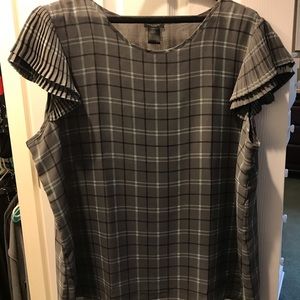 Ann Taylor plaid flutter sleeve blouse